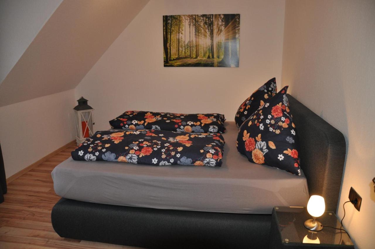 Rentrisch Am Waldrand Apartman Sankt Ingbert Kültér fotó