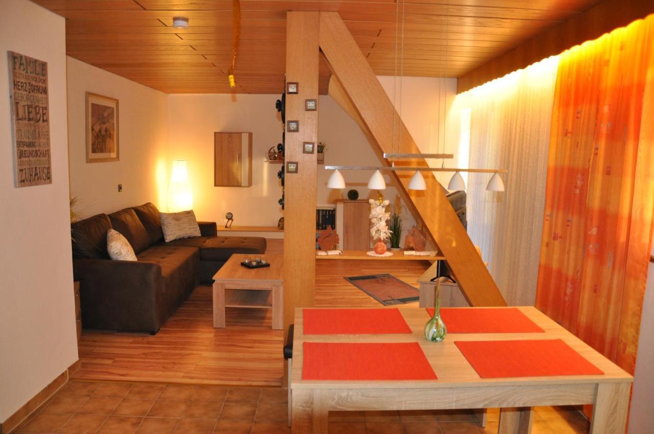 Rentrisch Am Waldrand Apartman Sankt Ingbert Kültér fotó